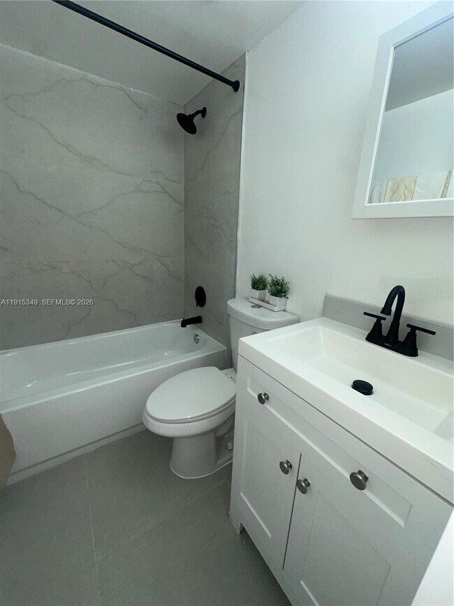 Photo - 500 NW 24th Ave Unit 27