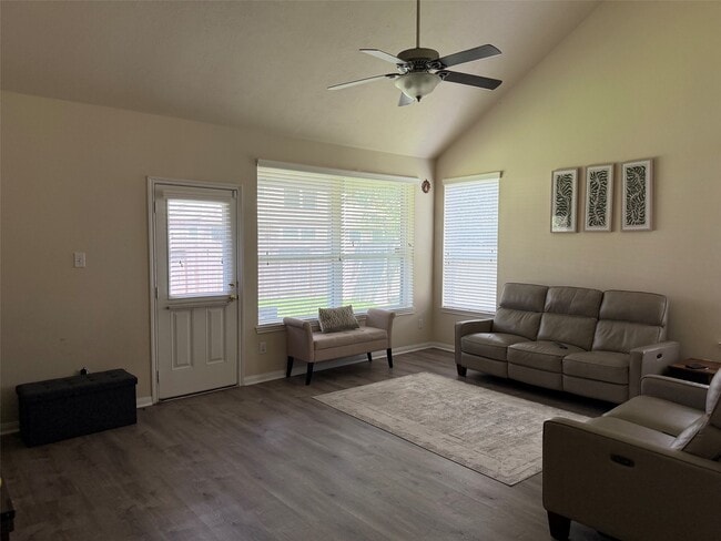 Photo - 24930 Diamond Ranch Dr