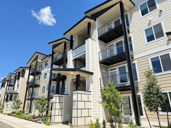 Building Photo - North Woods Apartments