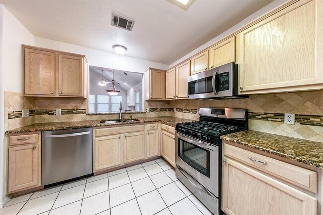 Photo - 7417 Peabody Dr