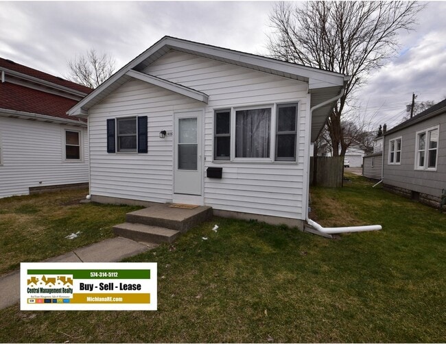 Building Photo - Remodeled home in South Bend IN, 2 bedroom...