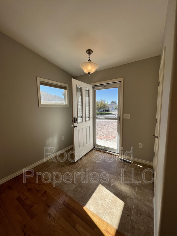 Photo - 6003 Crow Rd