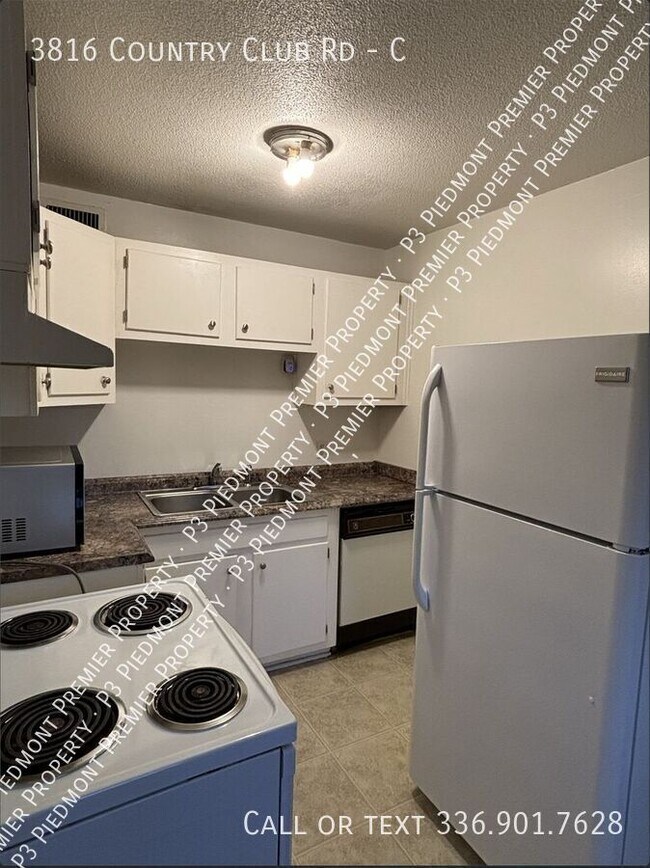 Photo - 3816 Country Club Rd