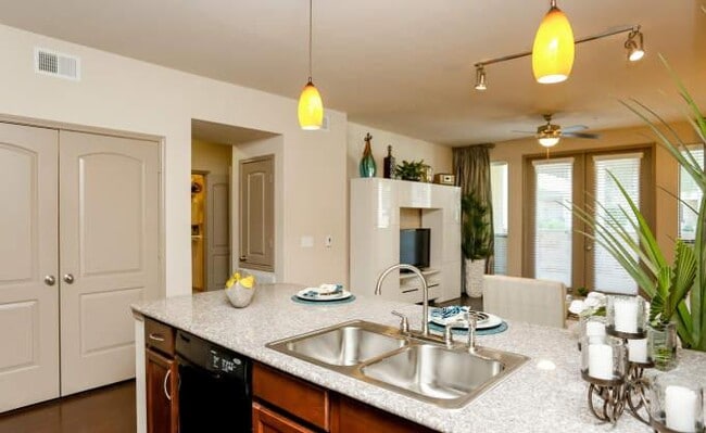 Photo - 2 bedroom in Pearland TX 77584 Unit 2292
