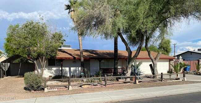 Photo - 658 S Palo Verde Dr