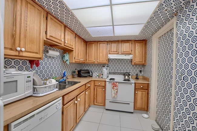 Photo - 7754 Lakeside Blvd Unidad 483