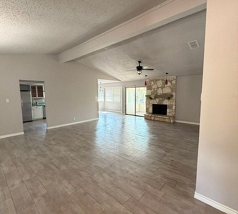 Photo - Well-maintained one story home
