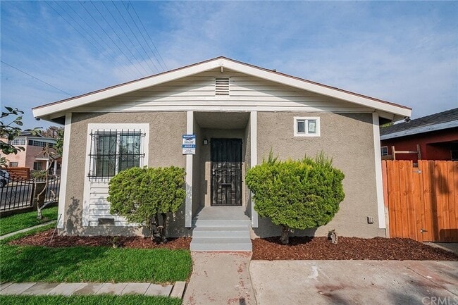 Photo - 803 E 89th St Casa