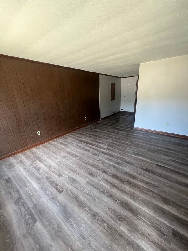 Photo - 402 Parrish St Unit B