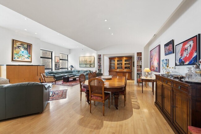 Photo - 680 N Lake Shore Dr