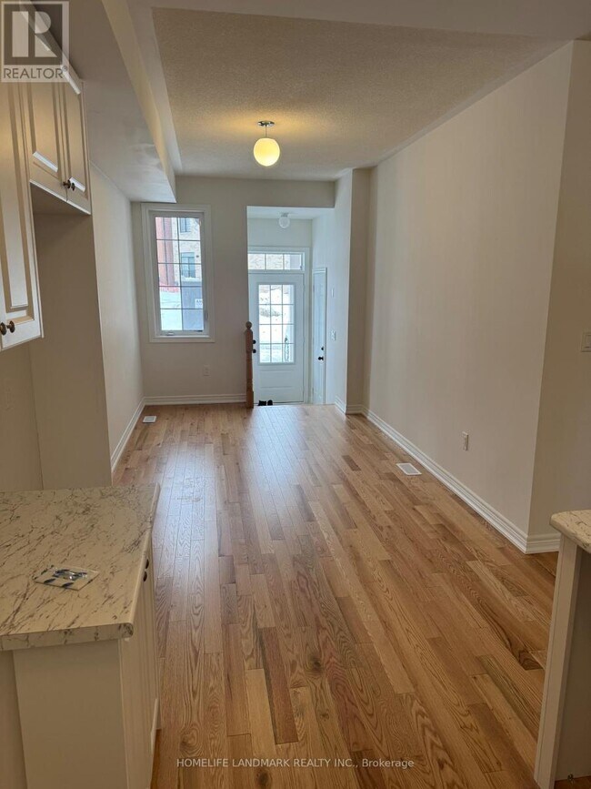 Photo - 2960 Peter Matthews Dr