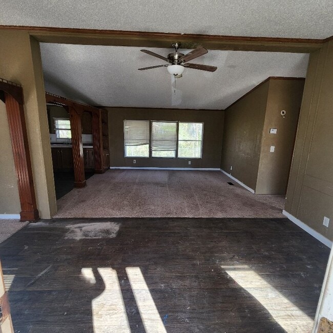 Photo - 15271 Country W Dr