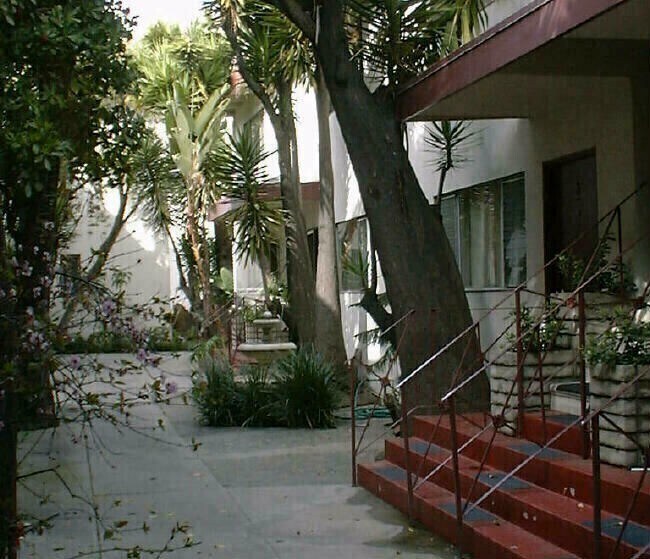 Photo - 1424-38 Gardner Street,