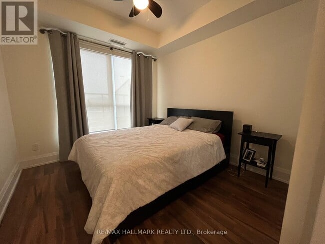 Photo - 120 Harrison Garden Blvd Unité 319