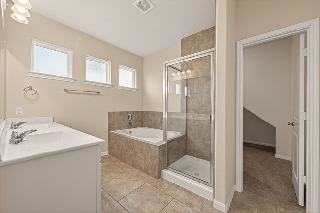 Photo - 6126 Prince Pl Dr