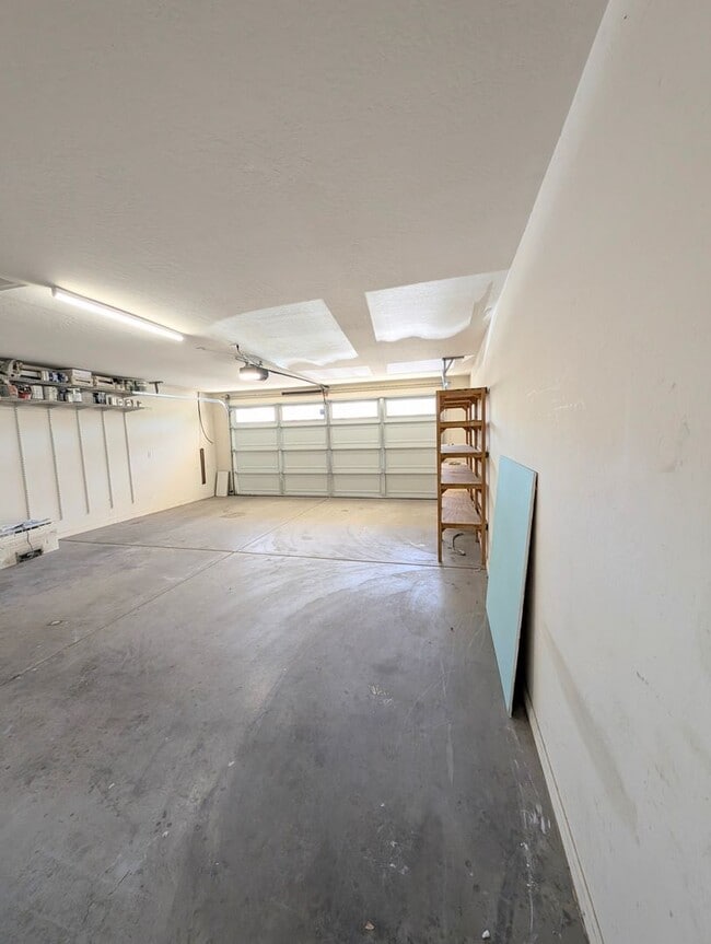 Photo - AVAILABLE NOW IN HIGLEY GROVES!!!!