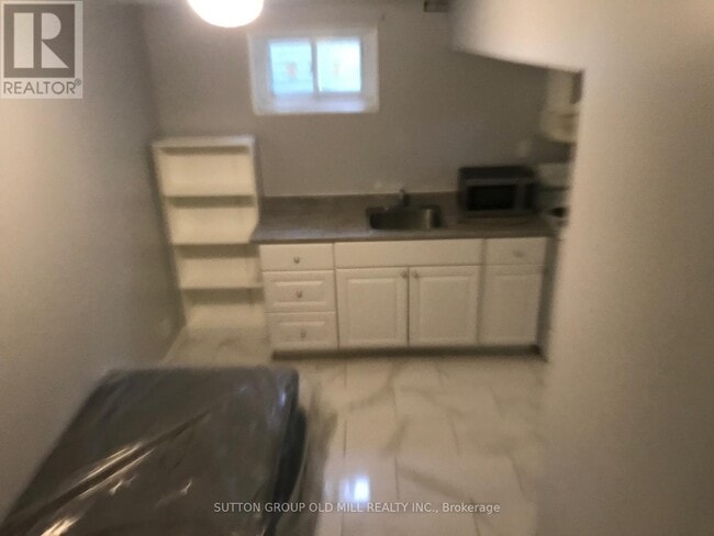 Photo - 1563 Albion Rd