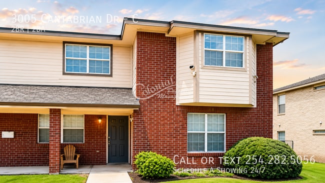Building Photo - 3005 Cantabrian Dr Unit C