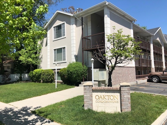 Oakton Condominiums - 598 N 100 W Unit 1