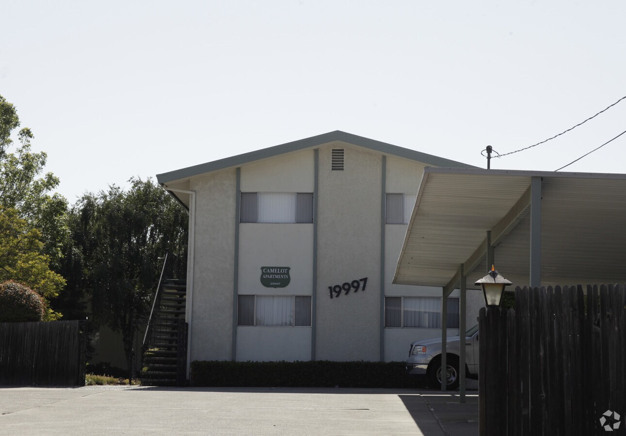 Photo - Camelot Apartments