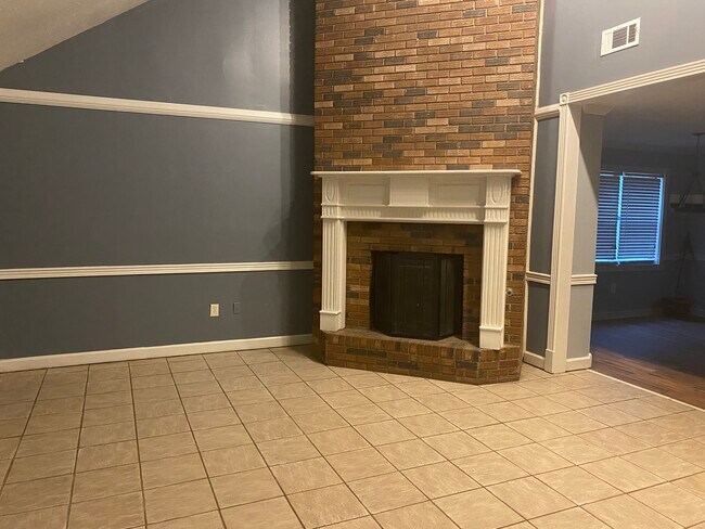 Photo - 335 S Pear Orchard Rd