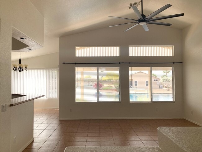 Photo - 11015 W Chino Dr