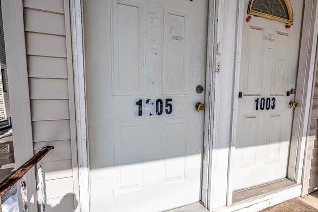 Photo - 1005 Whalley Ave Unit 2