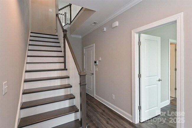 Photo - 2635 Statesville Ave