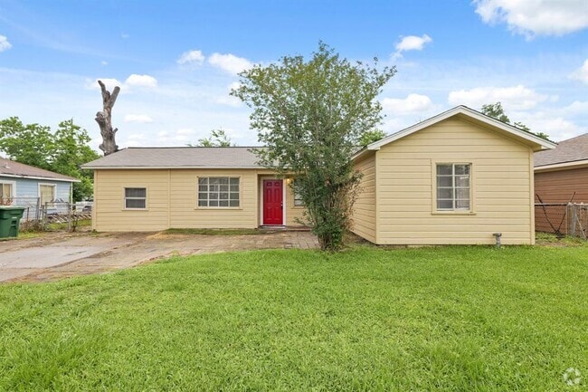 Building Photo - 9133 Woodlyn Rd Rental