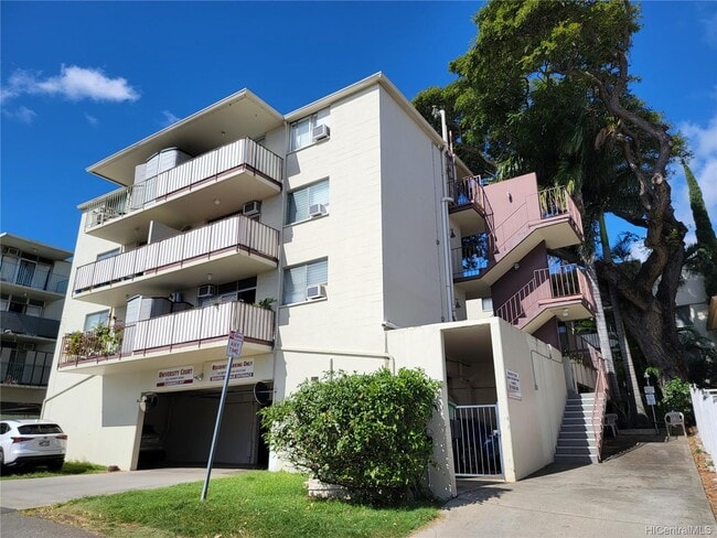 Photo - 1914 University Ave Unit 212