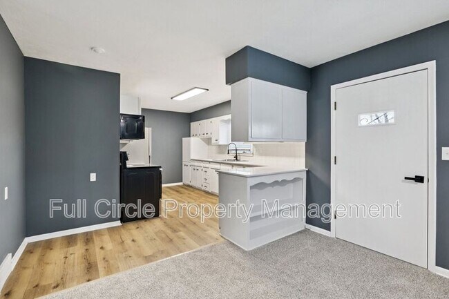 Photo - 803 N Christy St