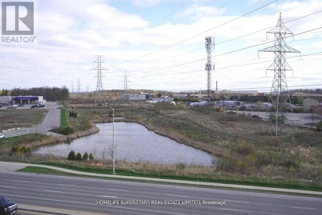 Photo - 3200 Dakota Cmn Unité B513