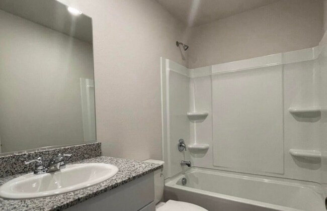 Photo - Charming 3 bed 2 bath home located in Eloy!