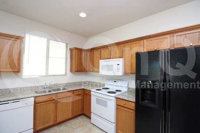 Photo - 2614 N 73rd Dr Casa