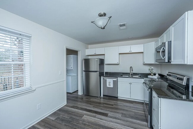 Photo - 2 Bedroom 1.5 Bath Townhouse in Briarwood - Summerville