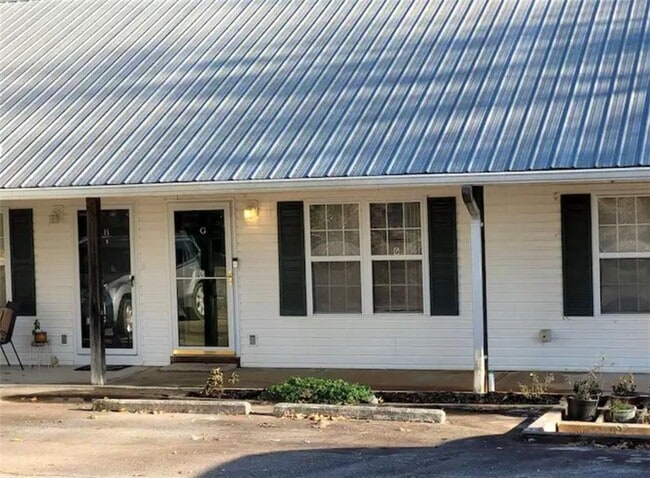 Building Photo - 683 Grant St Unit G