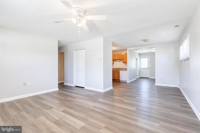 Photo - 142 Alview Terrace