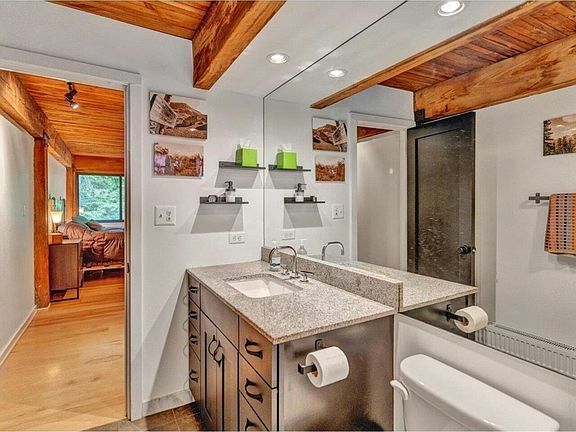 Photo - 122 Redrock Dr Unidad 203 Rental
