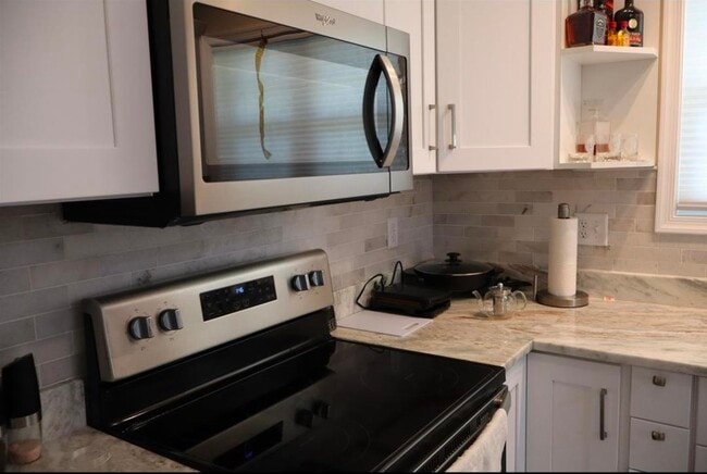 Photo - 3255 Catalpa Ave