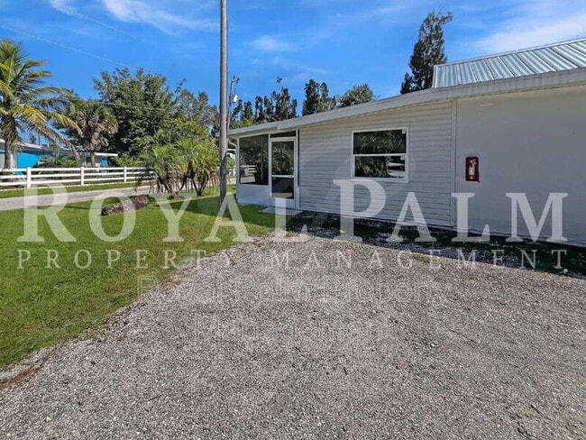 Photo - 15206 Stringfellow Rd Unidad 3