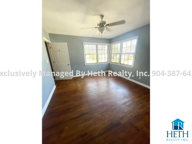 Photo - Riverside Apartment