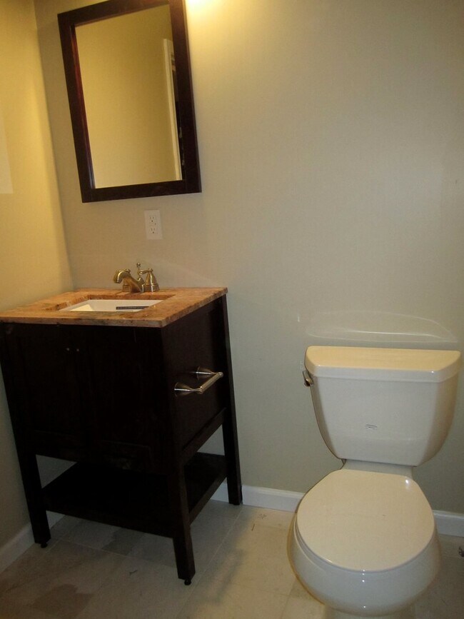 Photo - 6th Street NE Unit 2 (B)