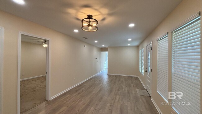 Photo - 7251 Pinehill Rd