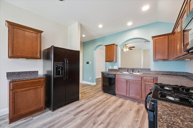 Photo - 3129 Sun Terrace Ln