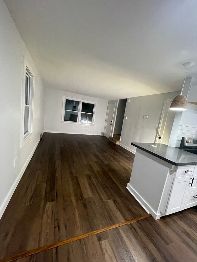 Photo - 101 Montfort Dr