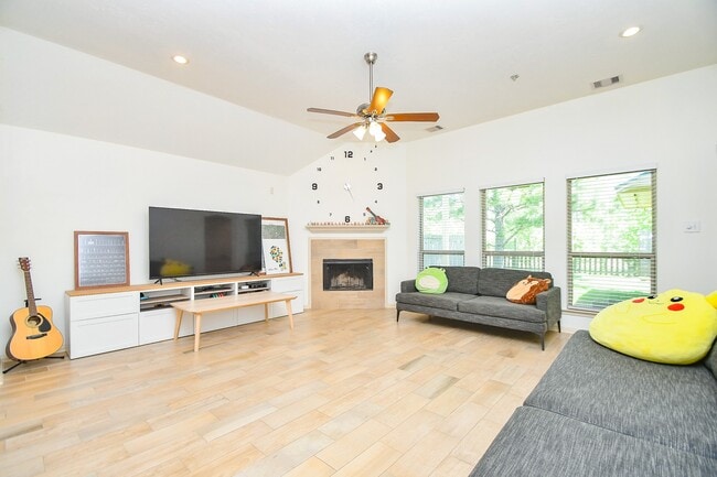 Photo - 16814 Ranger Ridge Dr