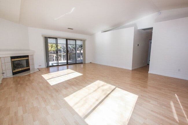 Photo - Cliff Rose - 3 Bedroom and 2 Bathroom