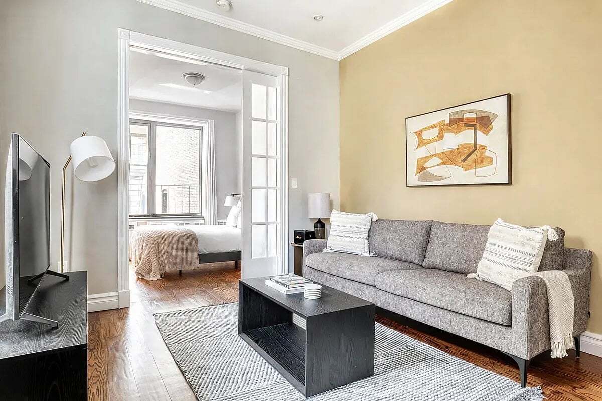 Photo - 290 W 12th St Unidad 3F