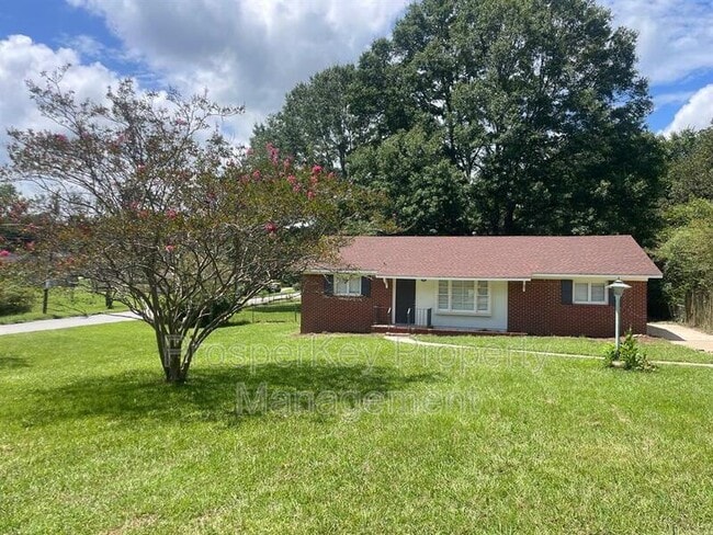 Building Photo - 246 Pinetree Cir Rental