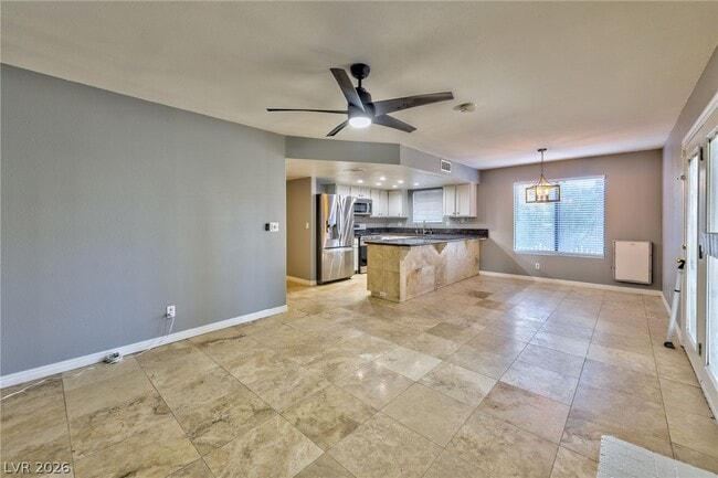 Photo - 2078 Waverly Cir